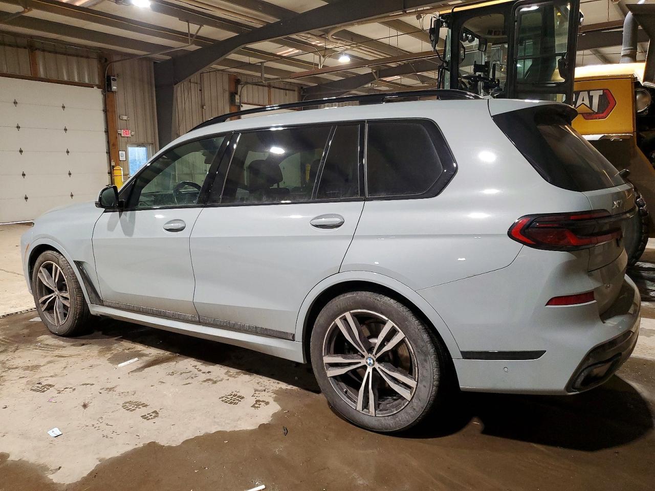 2024 BMW X7