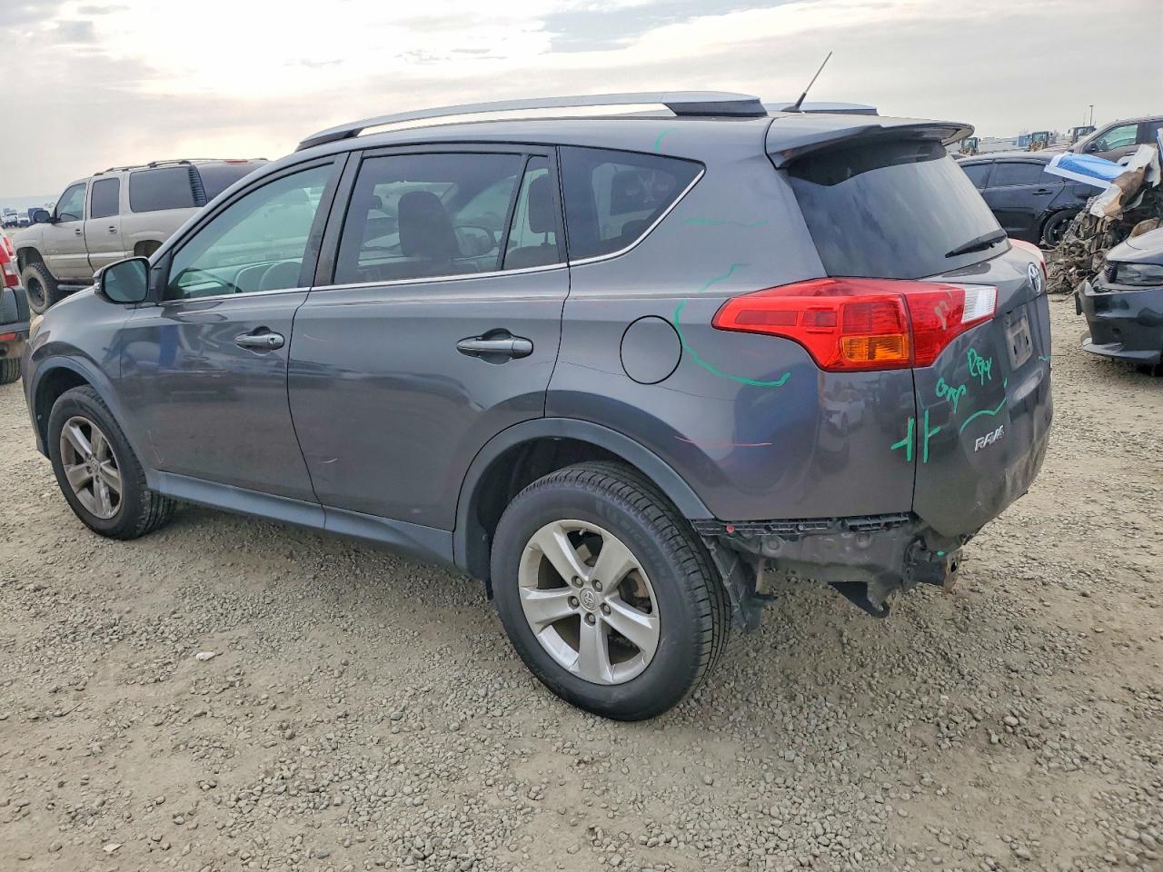2013 TOYOTA RAV4
