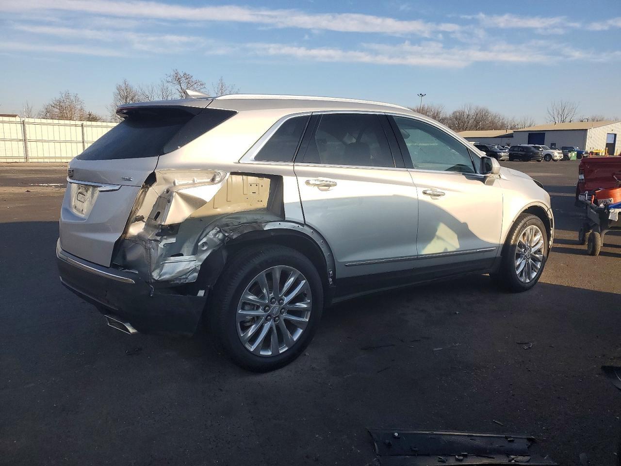 2019 CADILLAC XT5