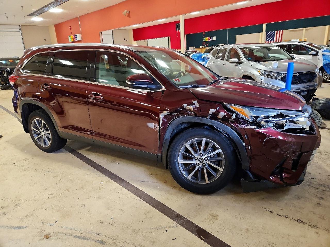 2019 TOYOTA HIGHLANDER
