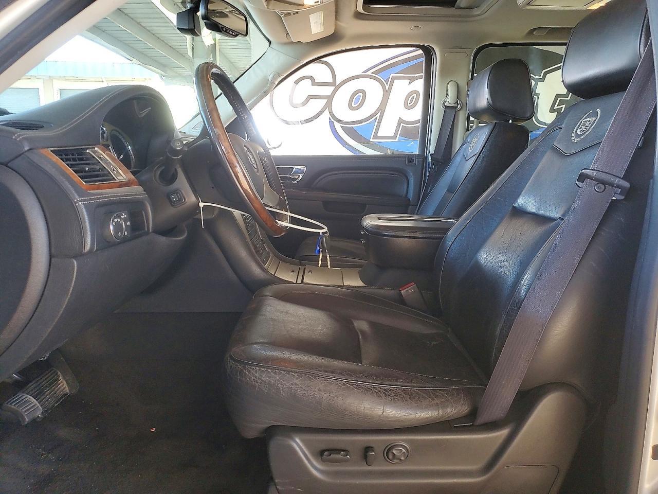 2012 CADILLAC Escalade ESV