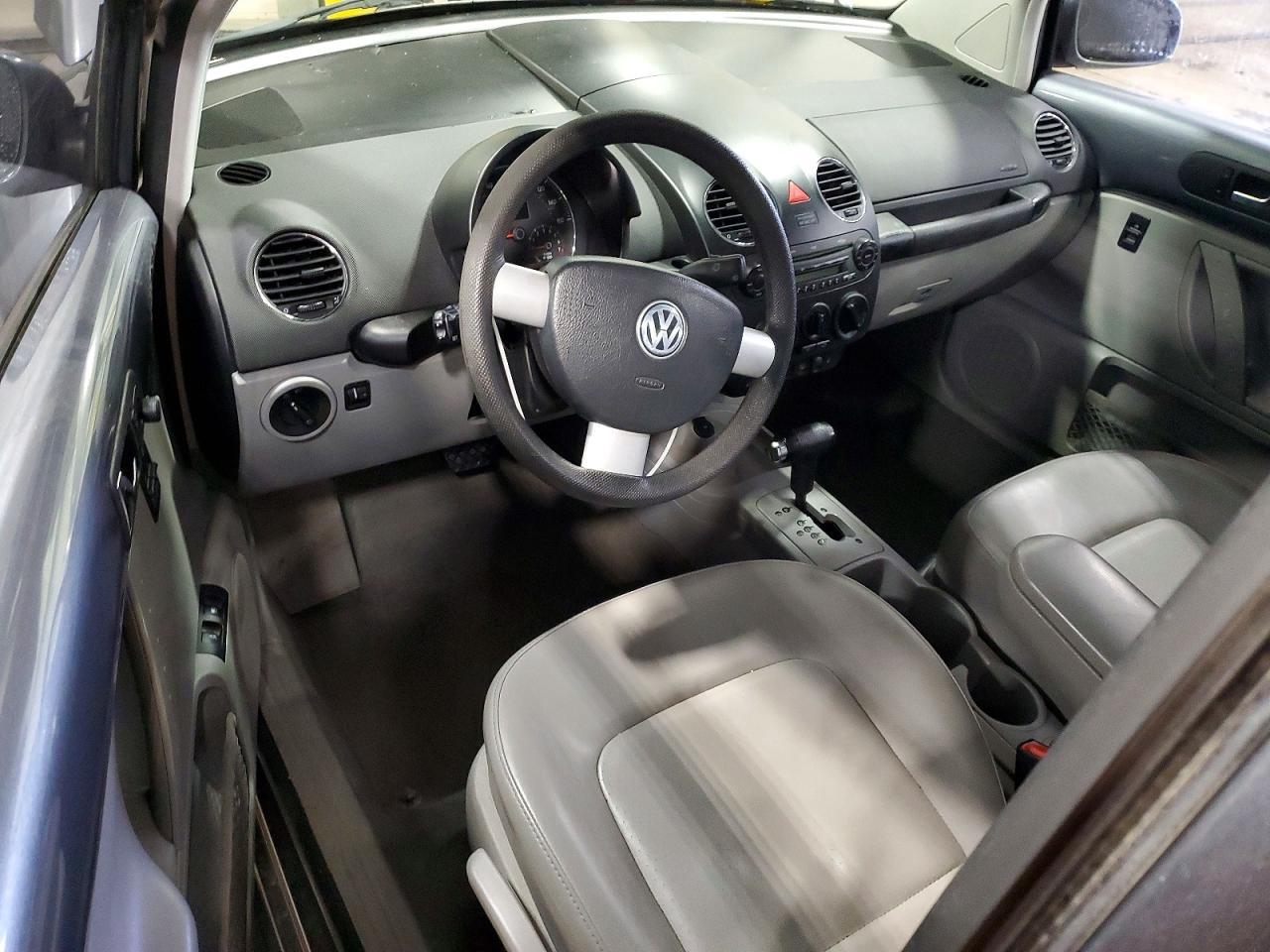 2006 VOLKSWAGEN Beetle
