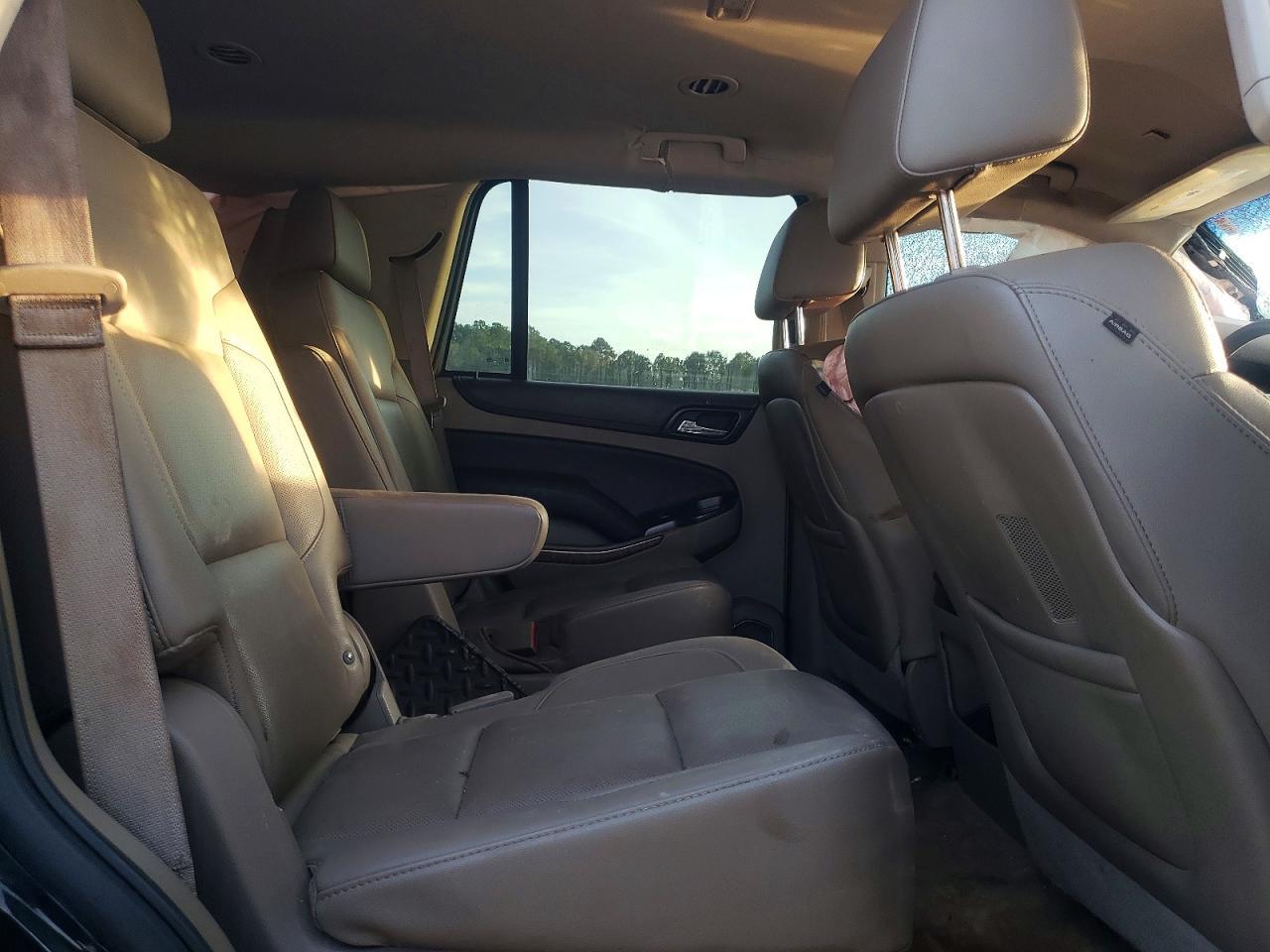 2016 CHEVROLET Tahoe
