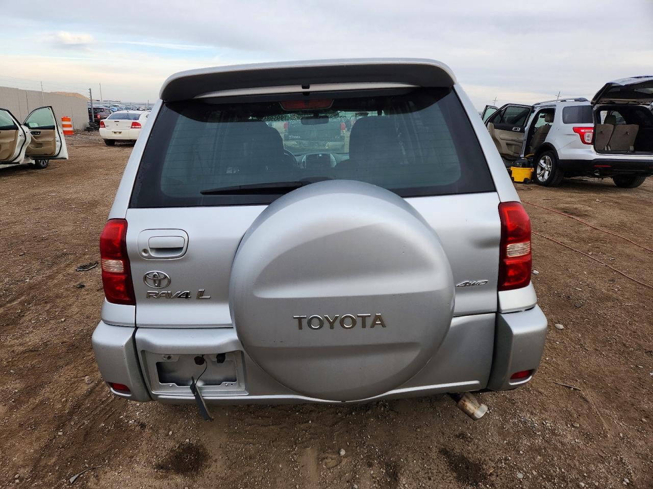 2005 TOYOTA RAV4