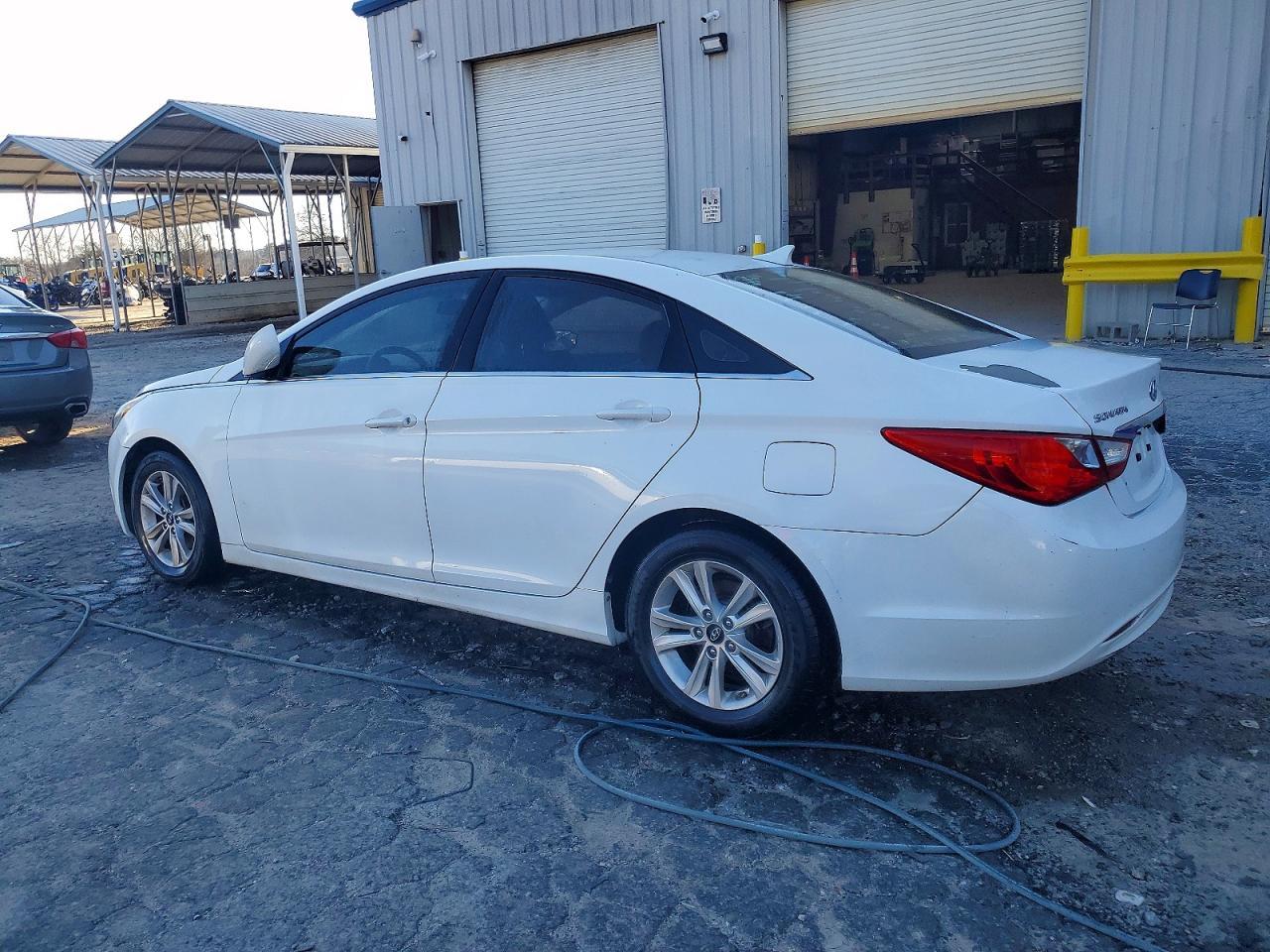 2011 HYUNDAI SONATA