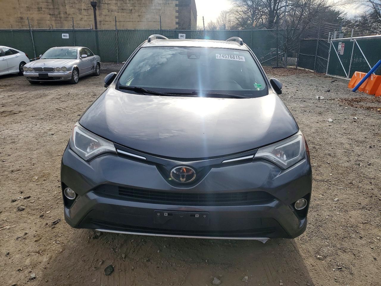 2017 TOYOTA RAV4