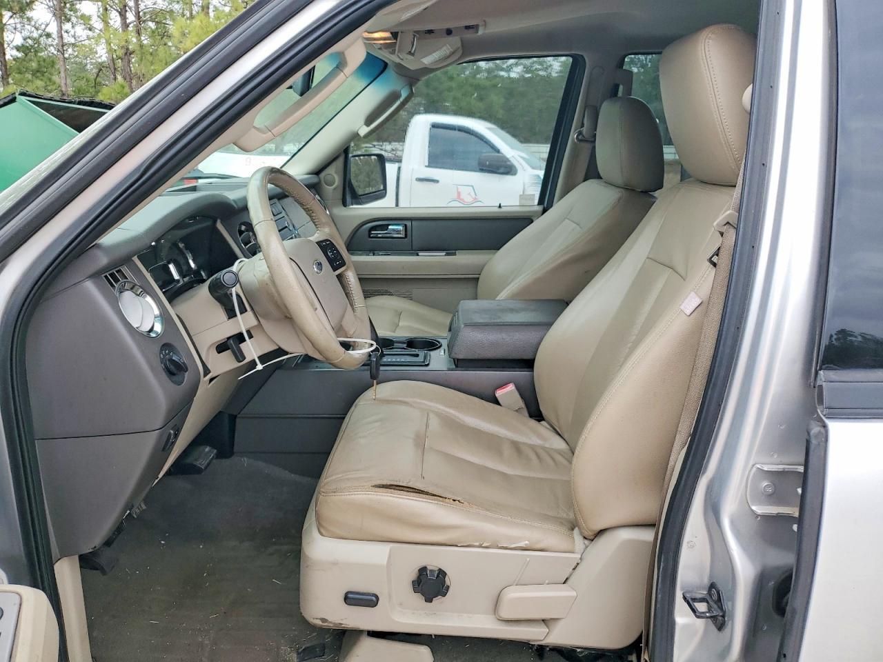 2010 FORD Expedition
