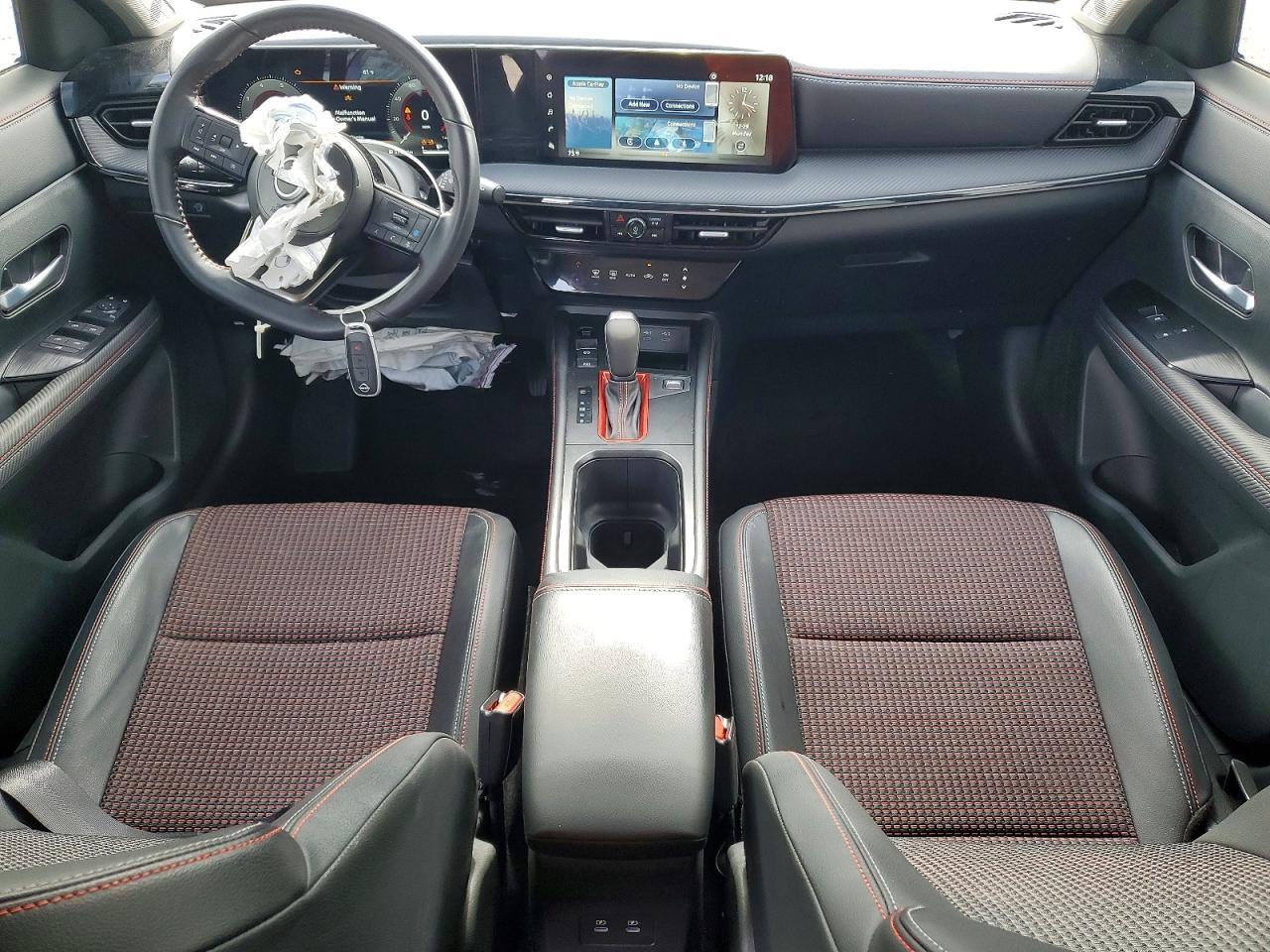 2025 NISSAN KICKS