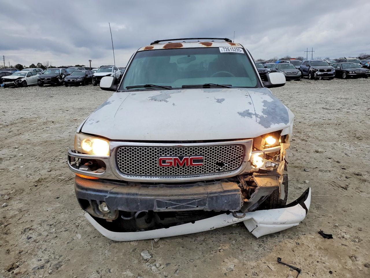 2001 GMC Denali