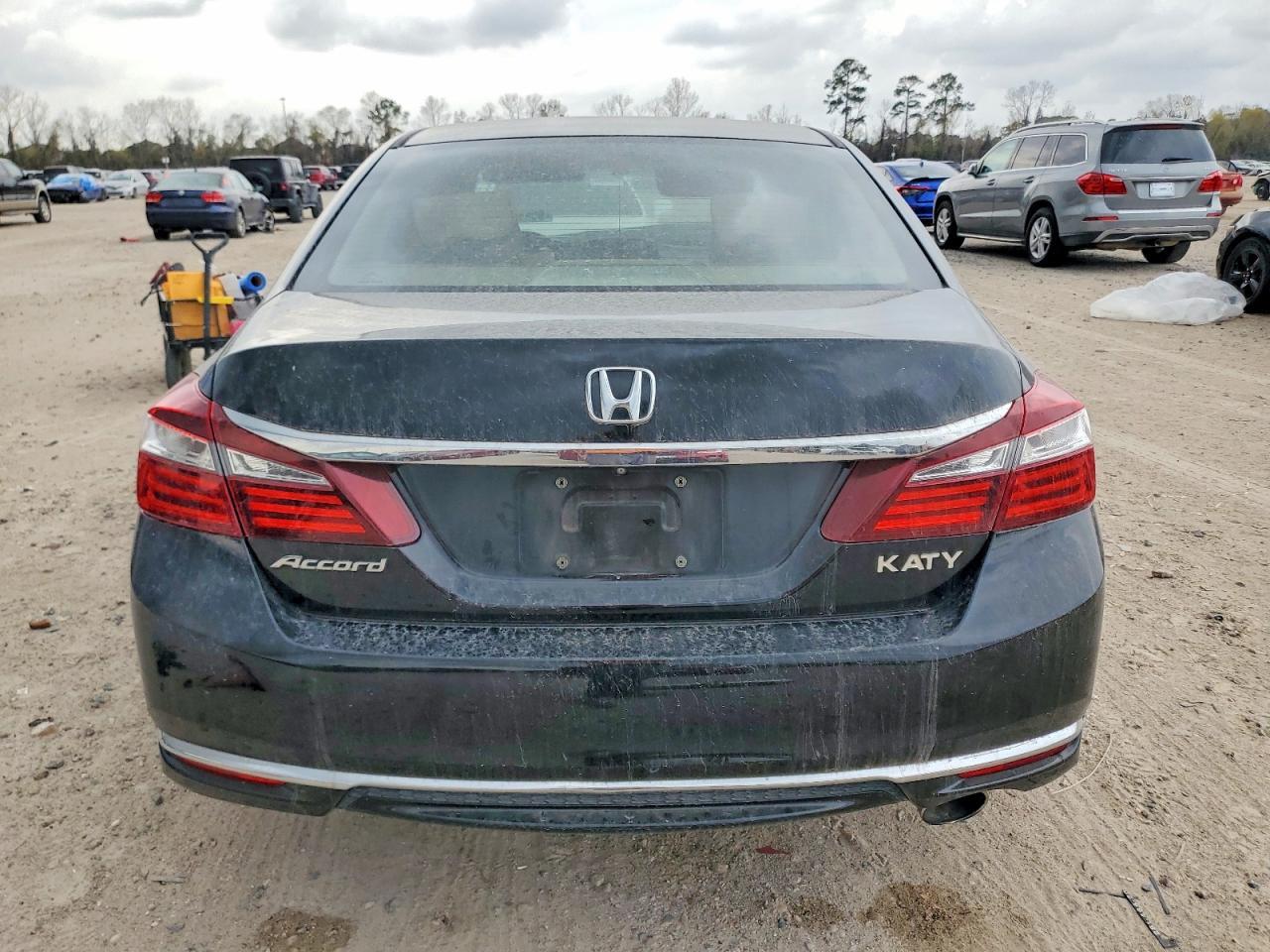 2017 HONDA ACCORD