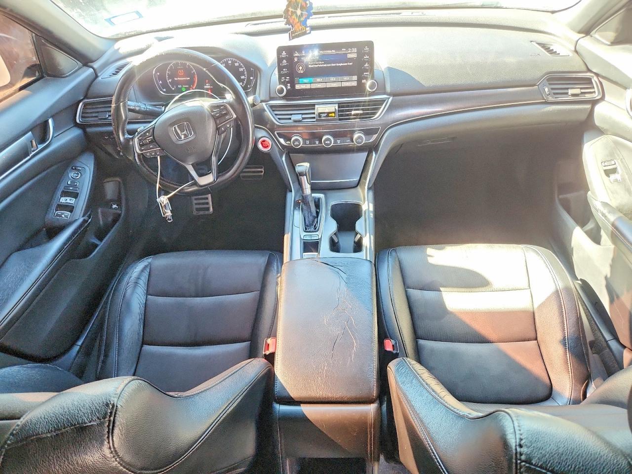 2018 HONDA ACCORD