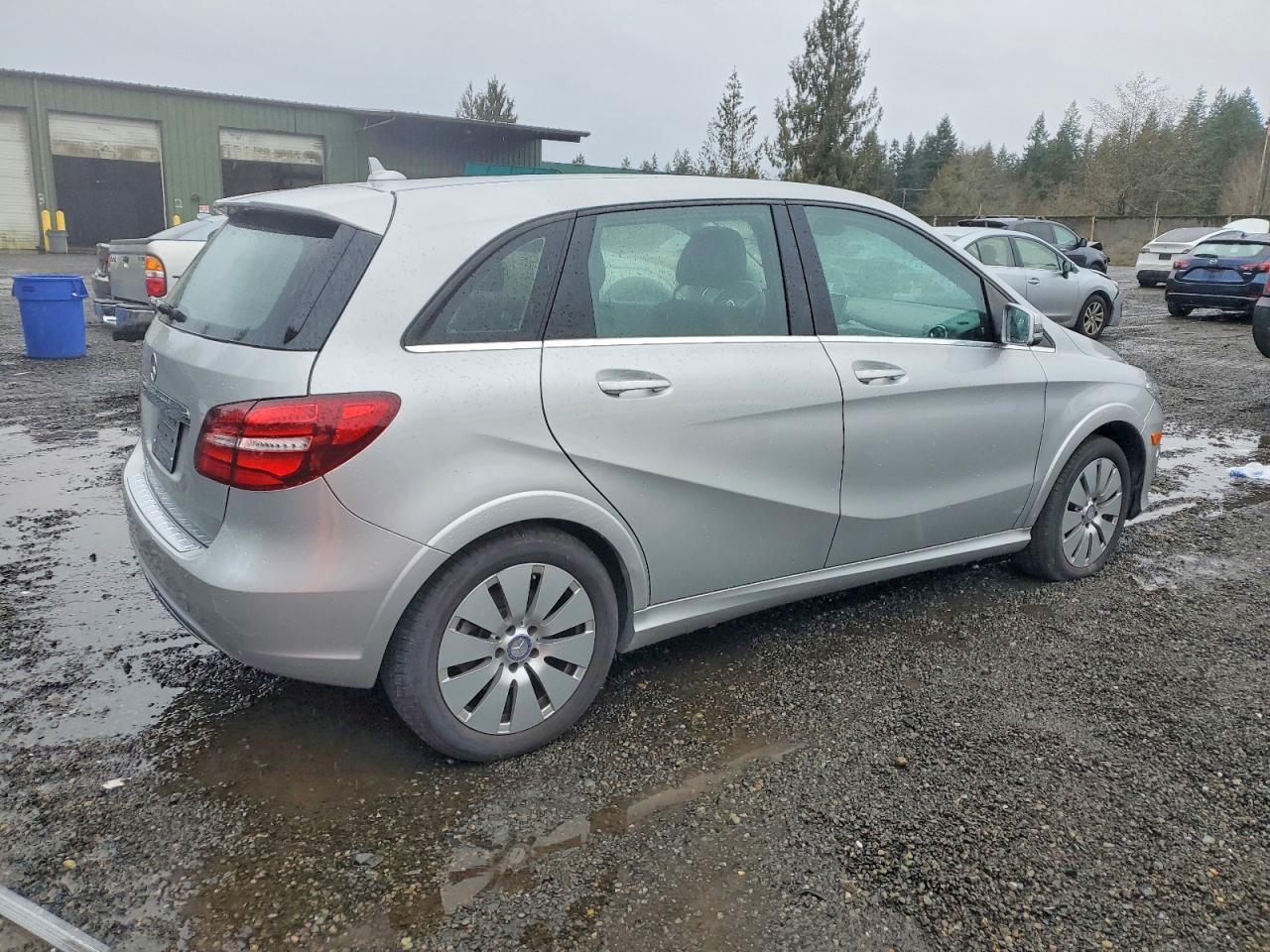 2016 MERCEDES-BENZ B-Class