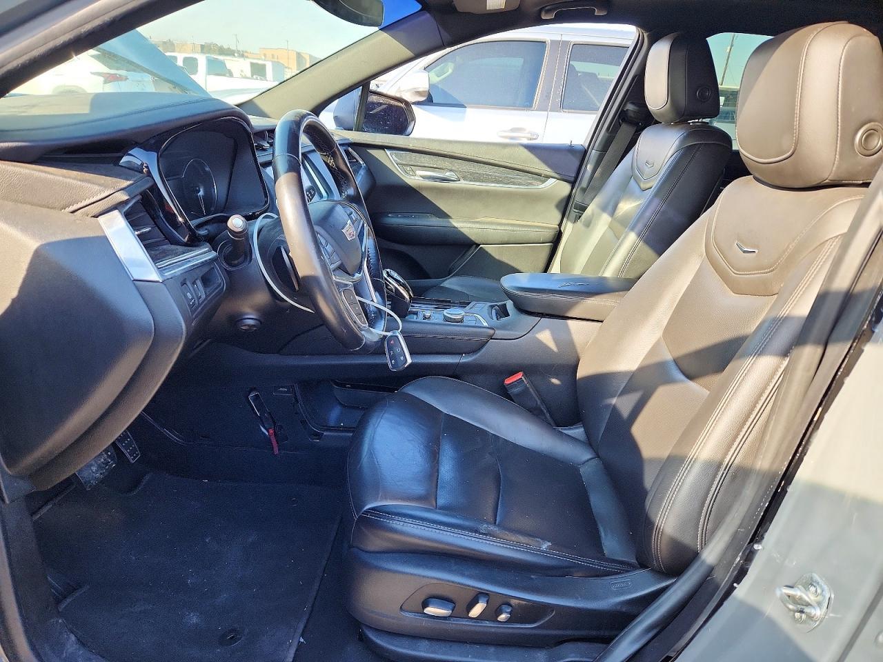 2020 CADILLAC XT5