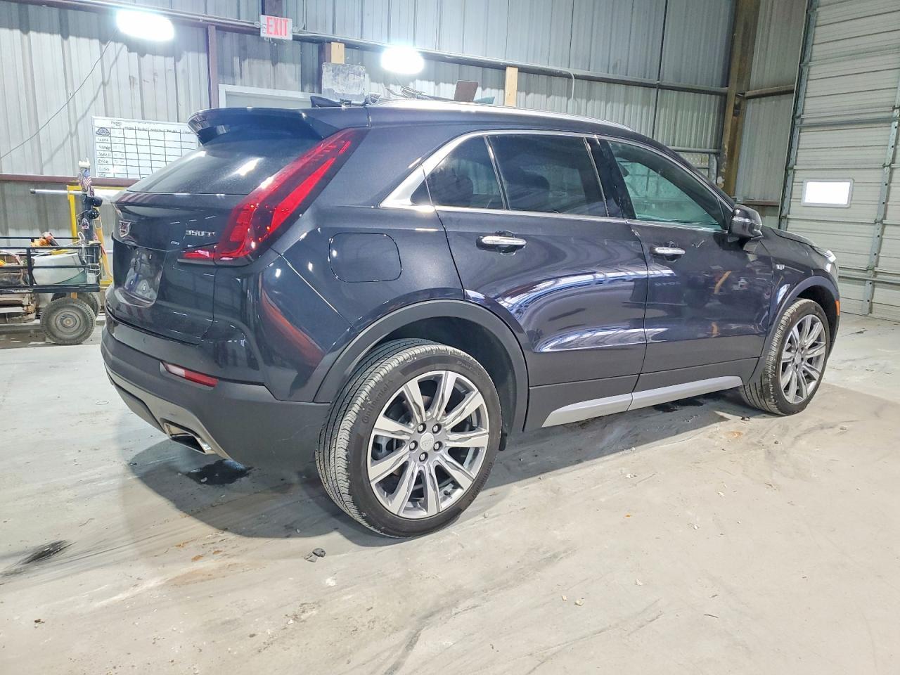 2023 CADILLAC XT4