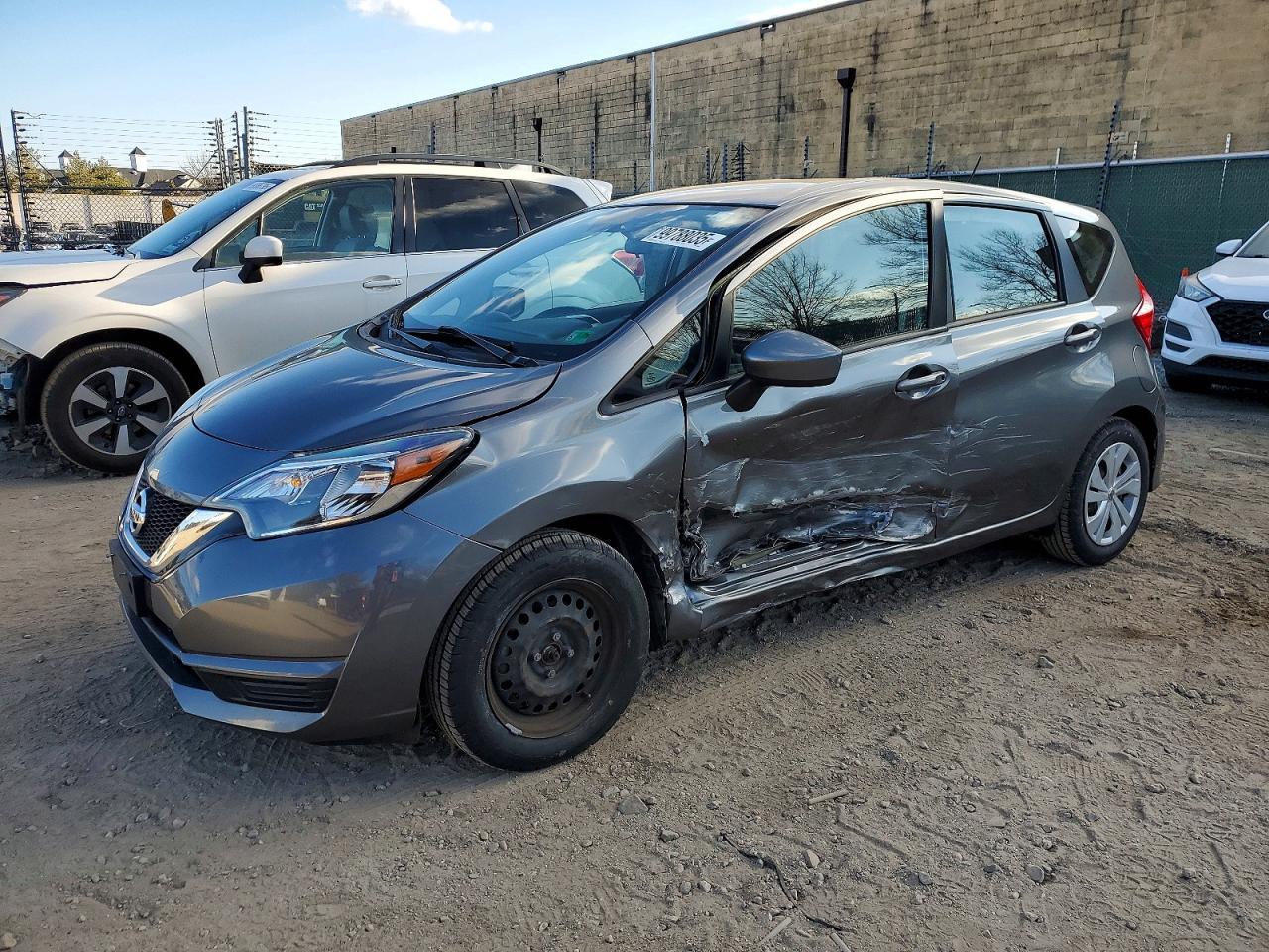 2017 NISSAN Versa Note