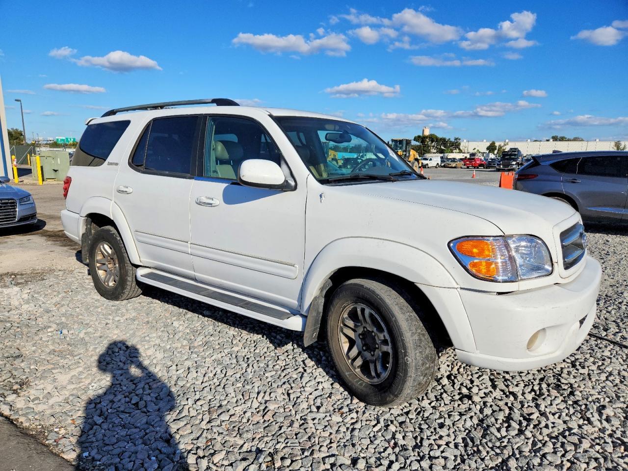 2003 TOYOTA Sequoia