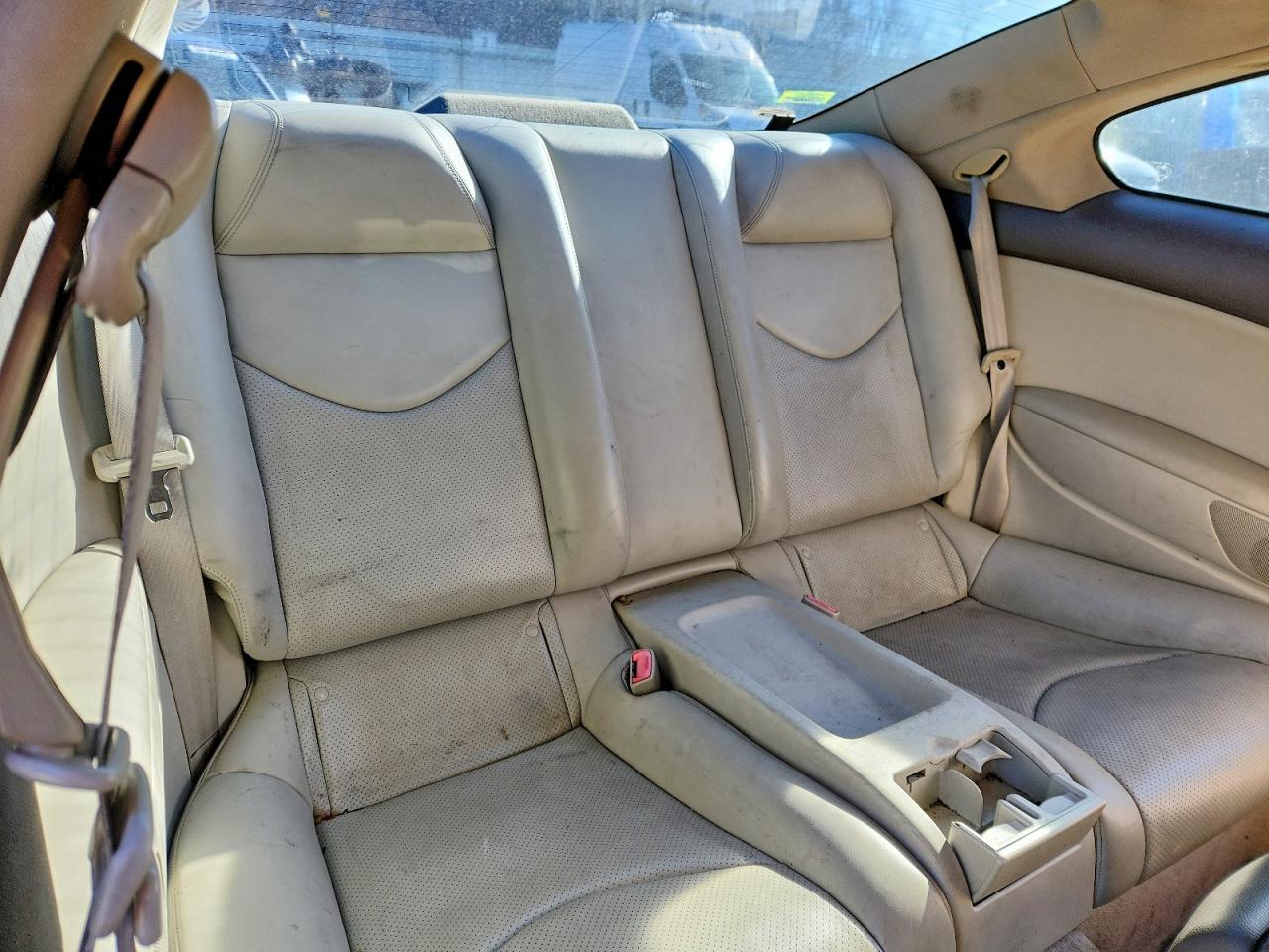 2010 INFINITI G37