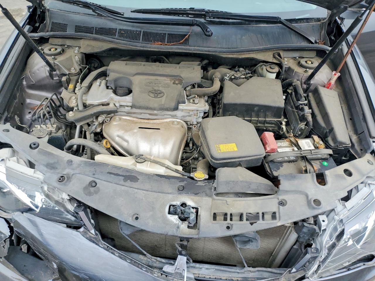 2014 TOYOTA CAMRY