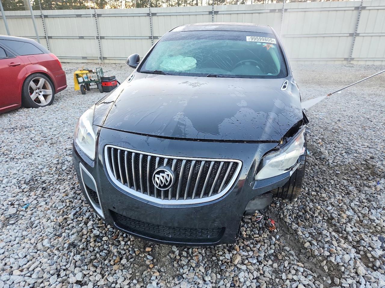 2013 BUICK Regal