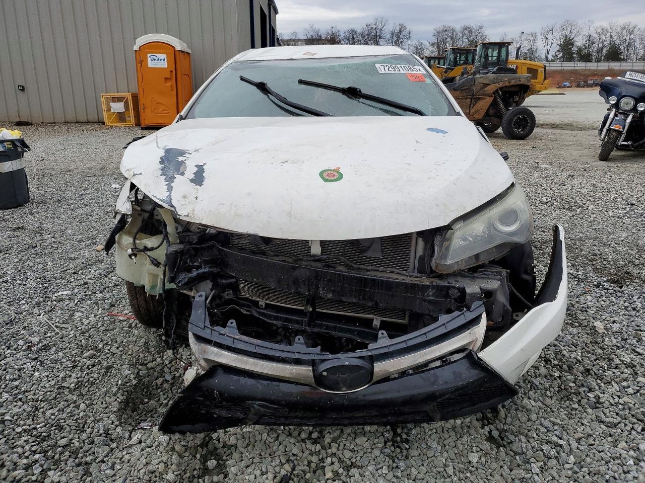 2015 TOYOTA CAMRY