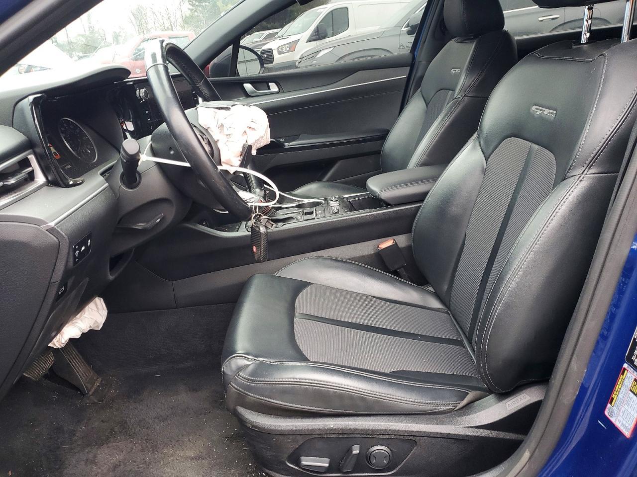 2022 KIA K5