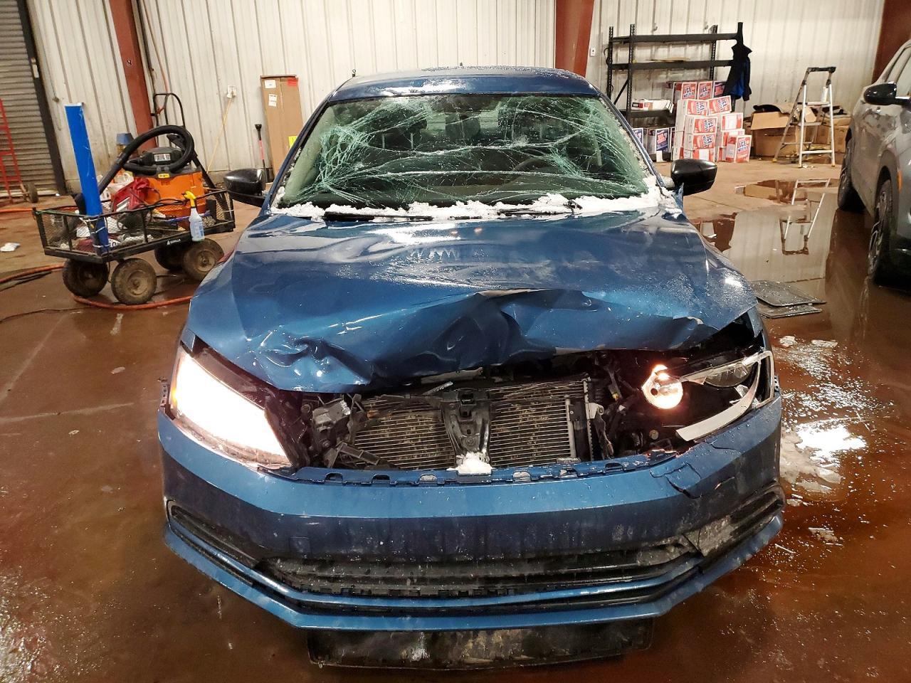 2016 VOLKSWAGEN JETTA
