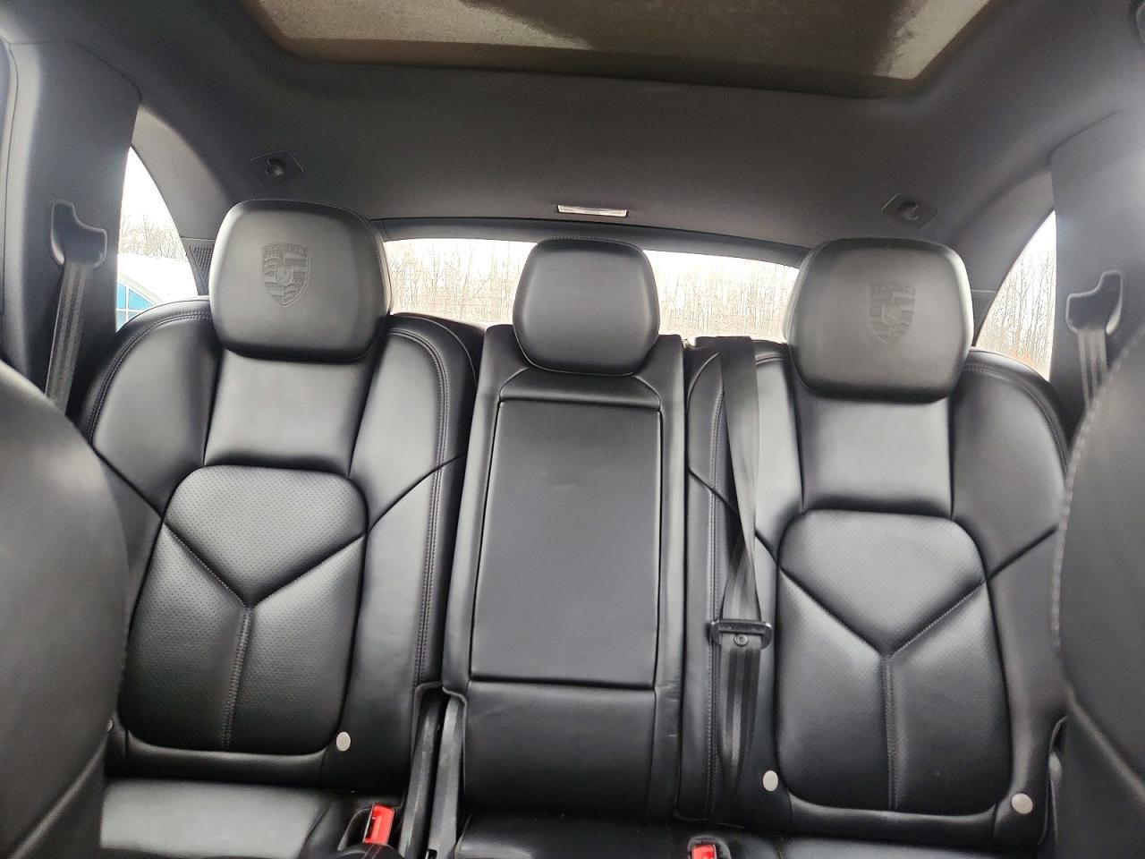 2018 PORSCHE CAYENNE