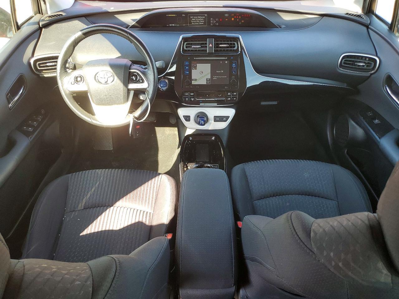 2017 TOYOTA PRIUS
