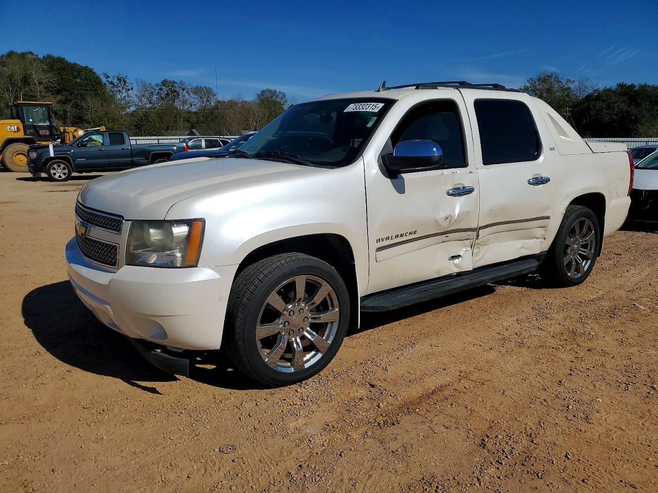 2011 CHEVROLET Avalanche