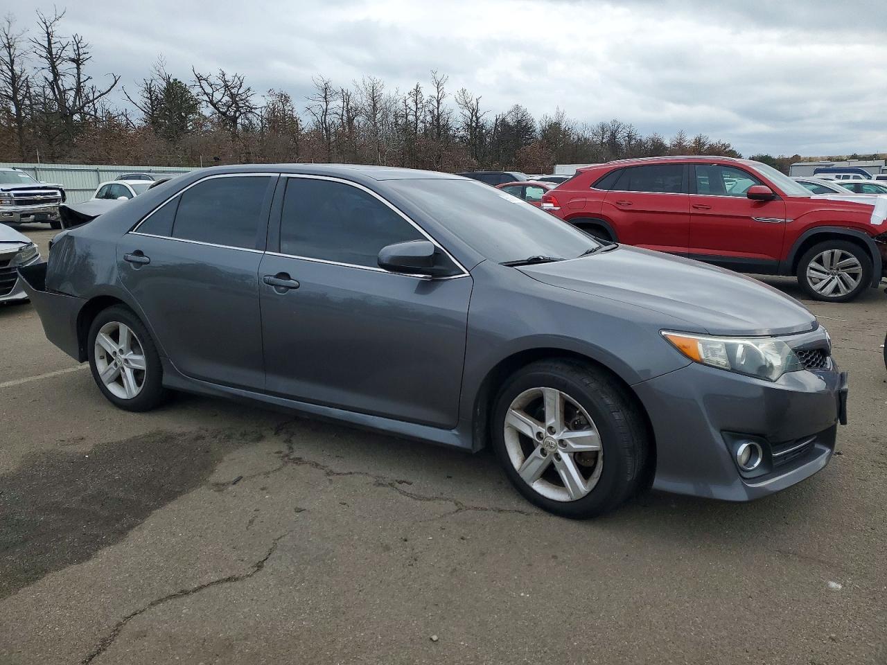 2013 TOYOTA CAMRY