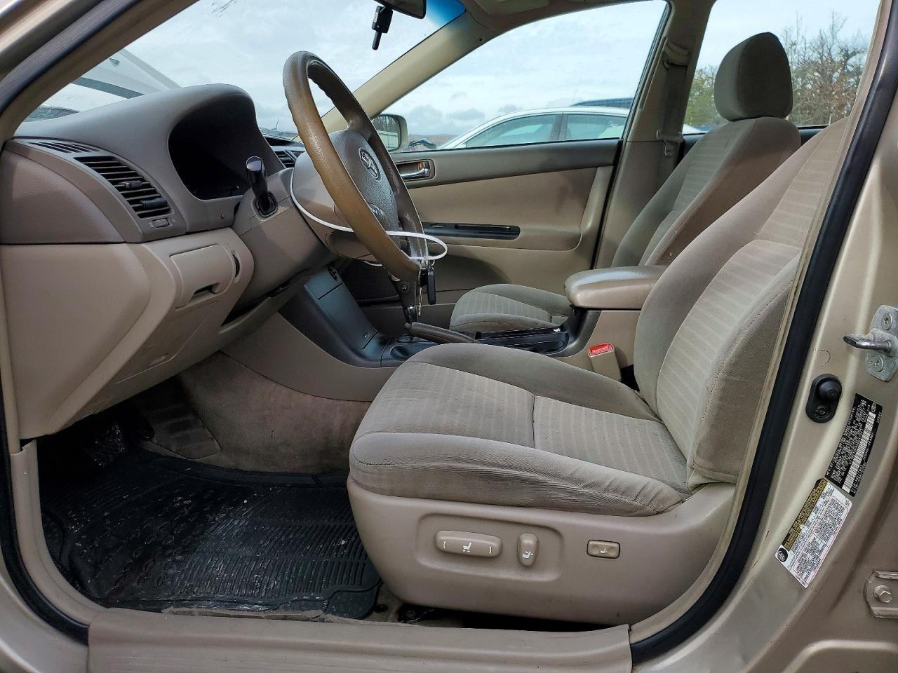 2005 TOYOTA CAMRY