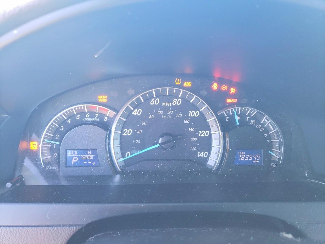 2014 TOYOTA CAMRY