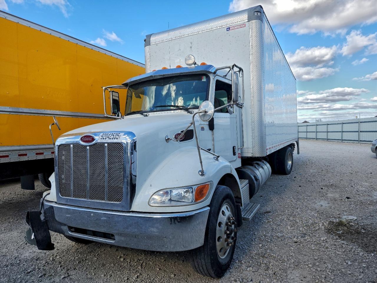 2020 PETERBILT 337