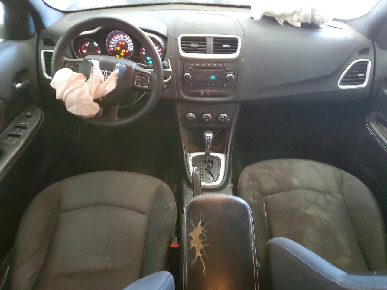 2013 DODGE Avenger