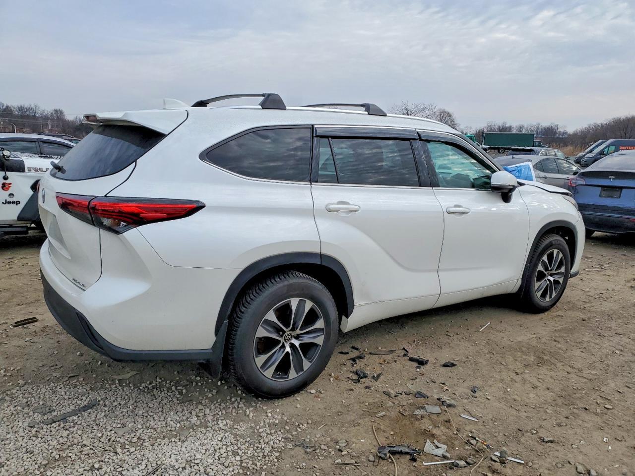 2021 TOYOTA HIGHLANDER