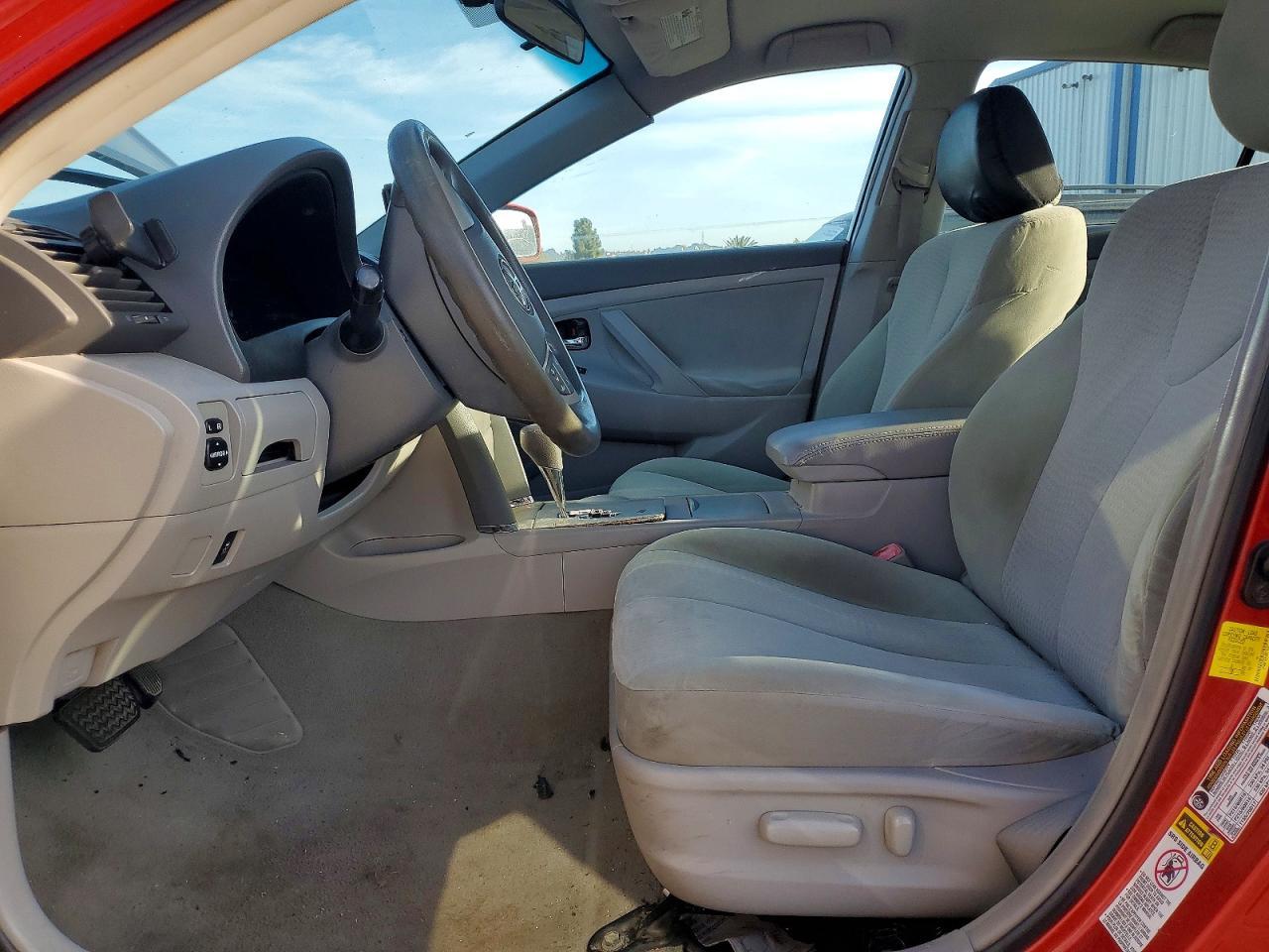 2011 TOYOTA CAMRY