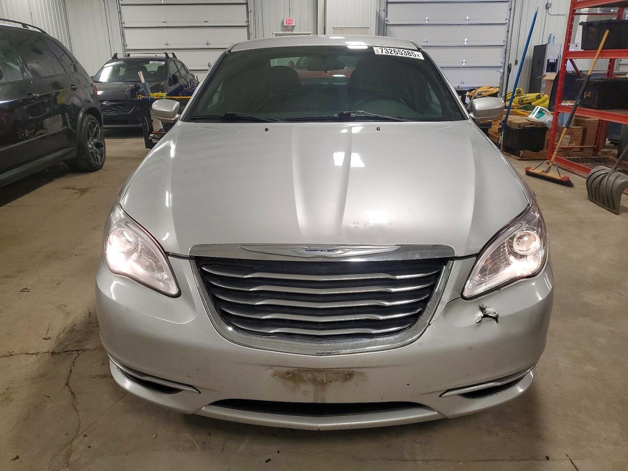 2012 CHRYSLER 200