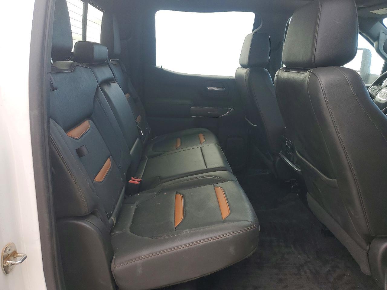 2020 GMC Sierra