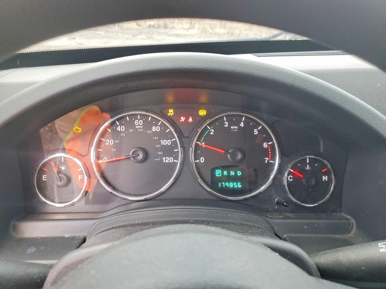 2011 JEEP Liberty