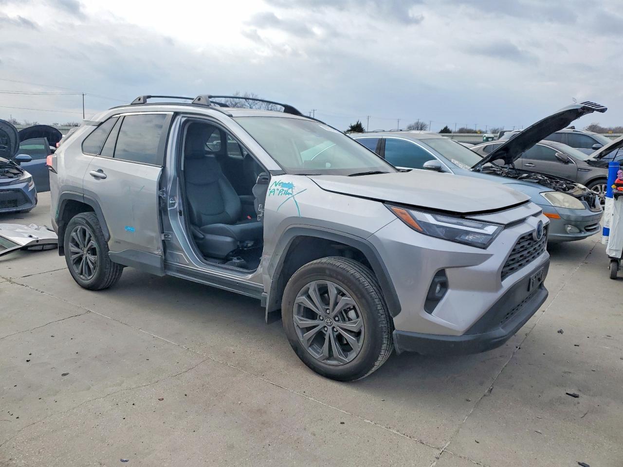 2023 TOYOTA RAV4
