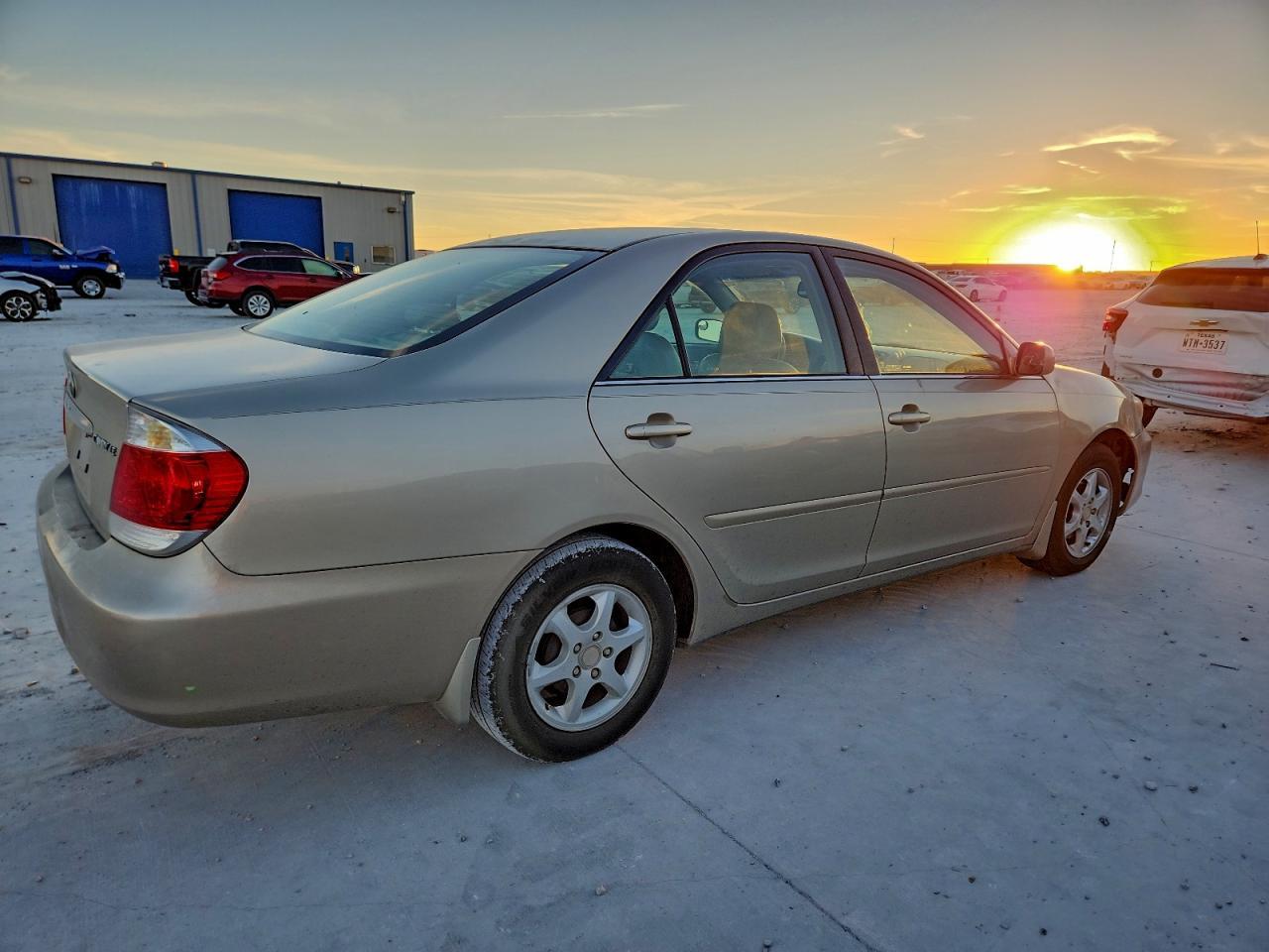2005 TOYOTA CAMRY