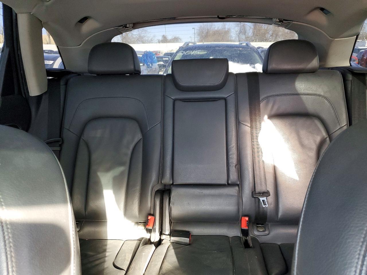 2012 AUDI Q5