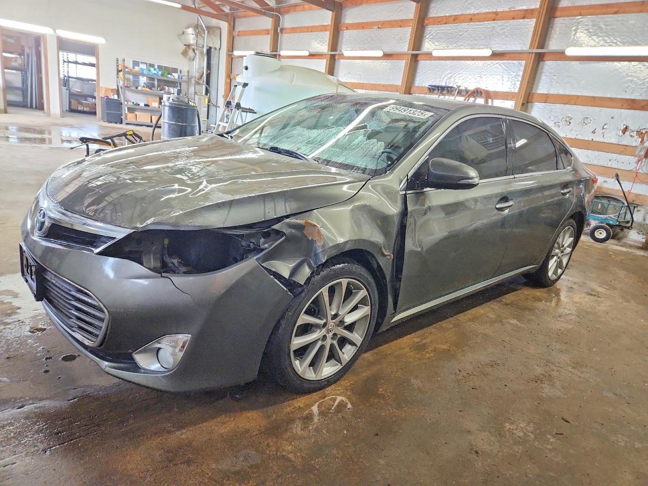 2014 TOYOTA Avalon