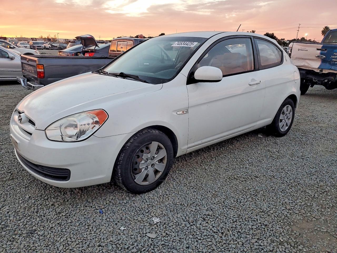 2010 HYUNDAI ACCENT