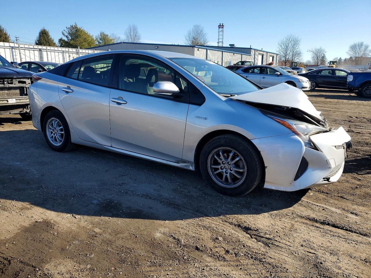2016 TOYOTA PRIUS