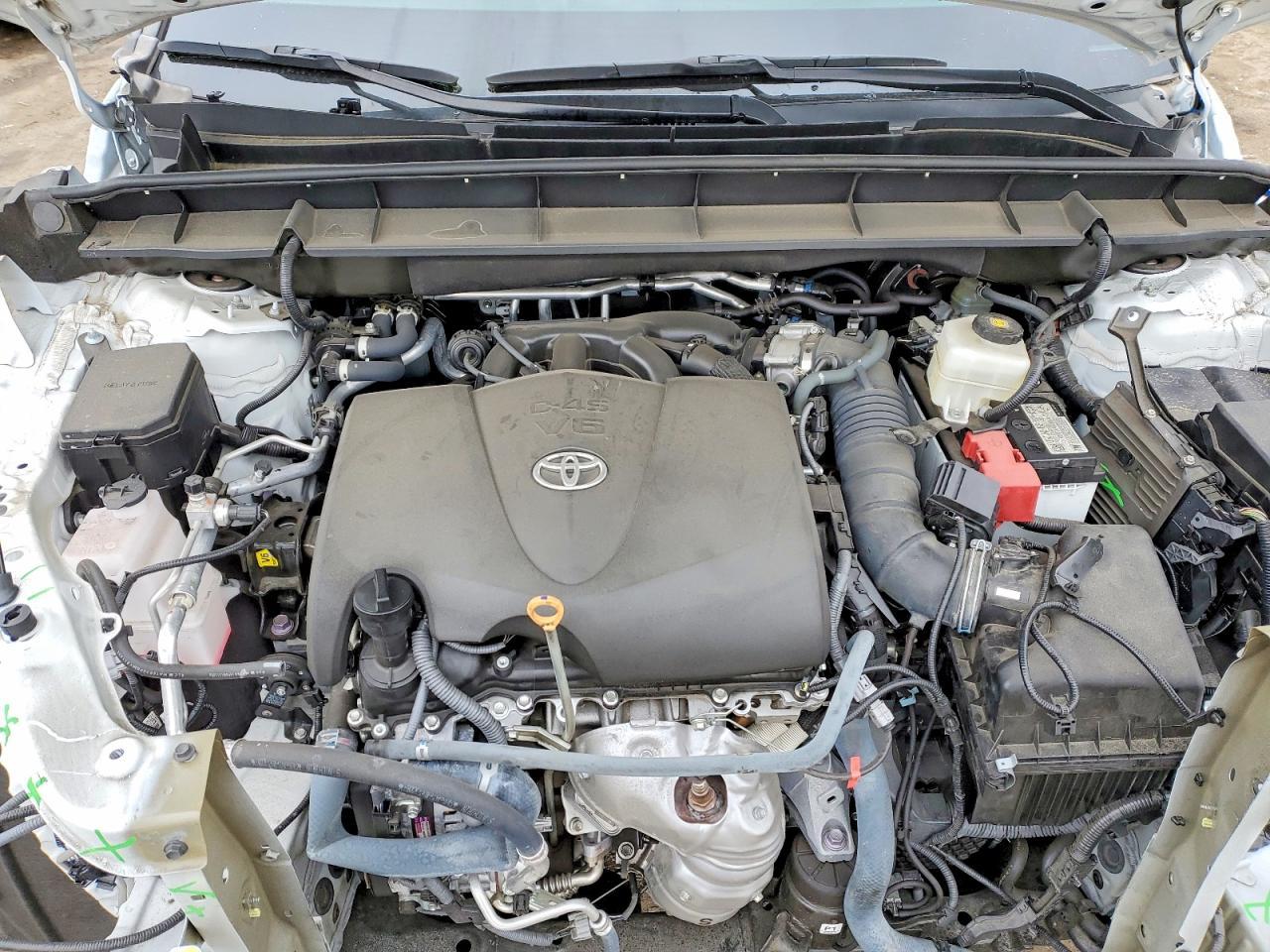 2022 TOYOTA HIGHLANDER