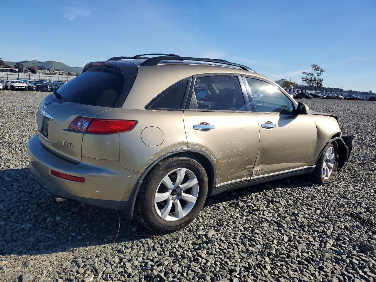 2005 INFINITI FX35