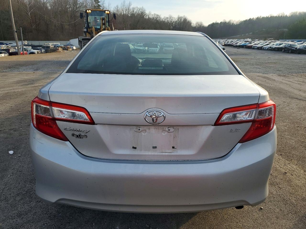 2014 TOYOTA CAMRY