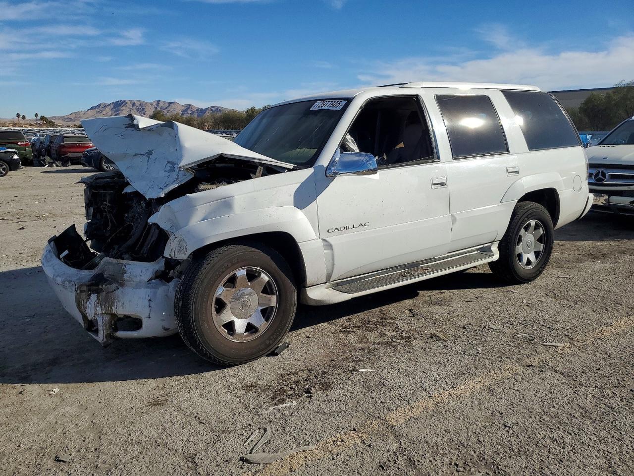 2000 CADILLAC ESCALADE