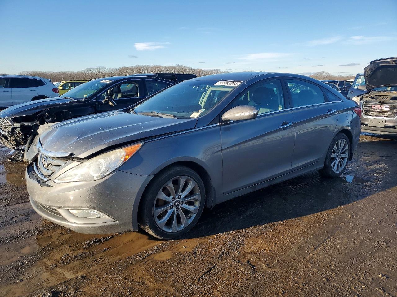 2011 HYUNDAI SONATA